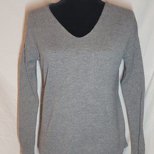 Gap Grey Knit High-Lo Sweater in XS